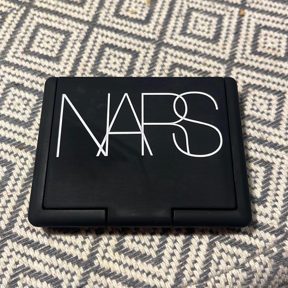 NARS blush Deep Throat